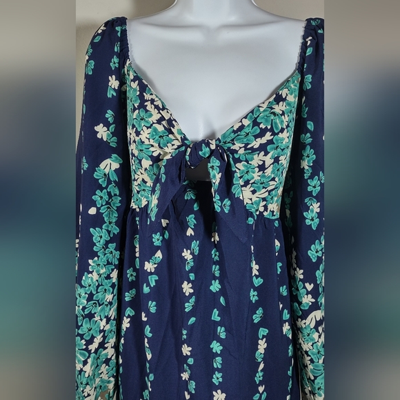 Suzanne Betro Floral Print Dress - Picture 4 of 6